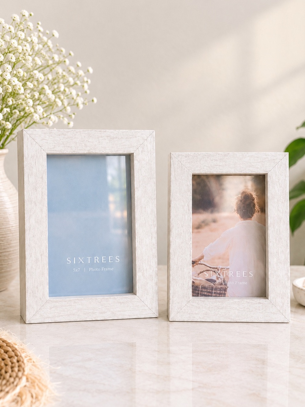 SIXTREES White Wood Photo Frames Set of 2 5x7 & 4x6